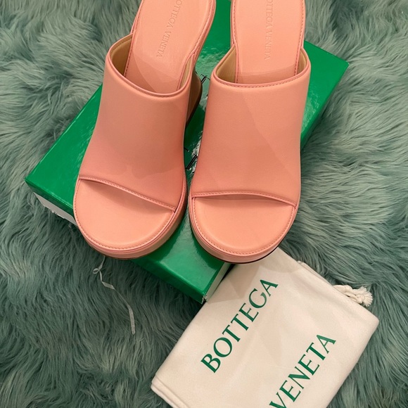 Bottega Veneta leather wedge sandal - Picture 4 of 8